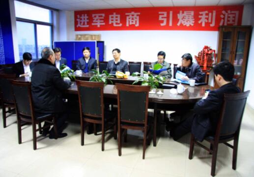 奎文區(qū)領導蒞臨我司視察和指導工作